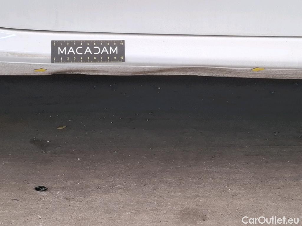  Peugeot  208  Premium 1.5 HDi 100CV BVM6 E6d #18