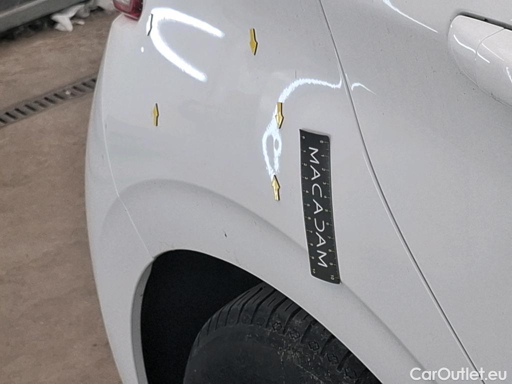  Peugeot  208  Affaire Premium Pack 1.6 HDi 75CV BVM5 E6 #6