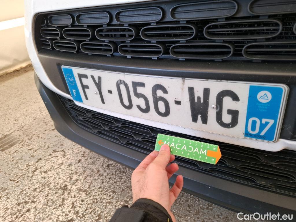  Citroen  C3  Société Feel 1.5 BlueHDI 100CV BVM6 E6dT #20