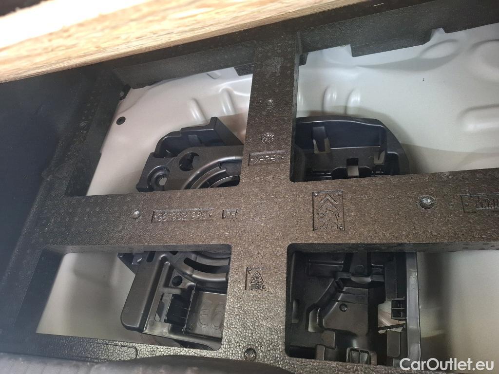  Citroen  C3  Société Feel 1.5 BlueHDI 100CV BVM6 E6dT #14