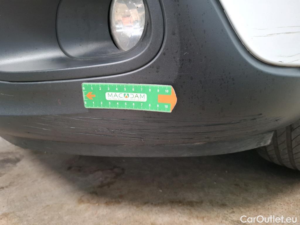  Citroen  C3  Société Feel Nav 1.2 PureTech 80CV BVM5 E6d #44