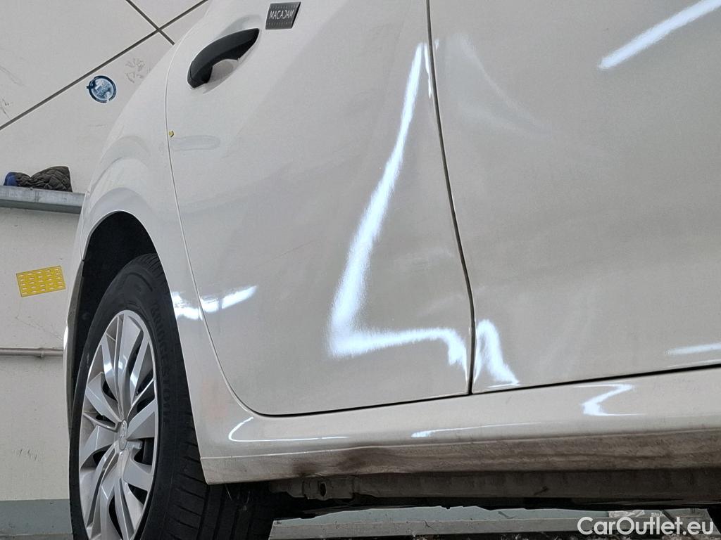  Peugeot  208  Premium 1.5 HDi 100CV BVM6 E6d #45
