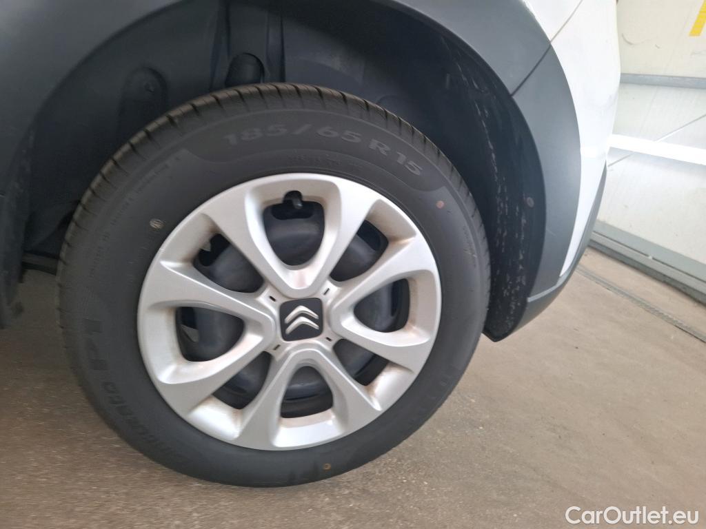  Citroen  C3  Société Feel 1.5 BlueHDI 100CV BVM6 E6dT #16
