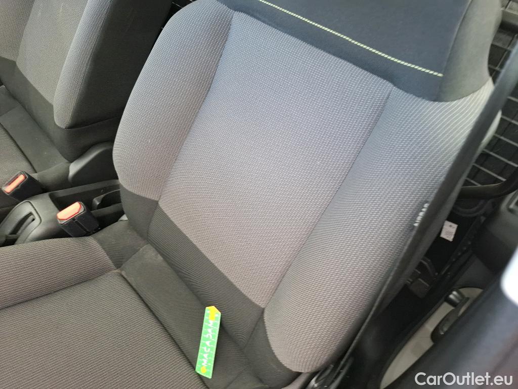  Citroen  C3  Société Feel 1.5 BlueHDI 100CV BVM6 E6dT #18
