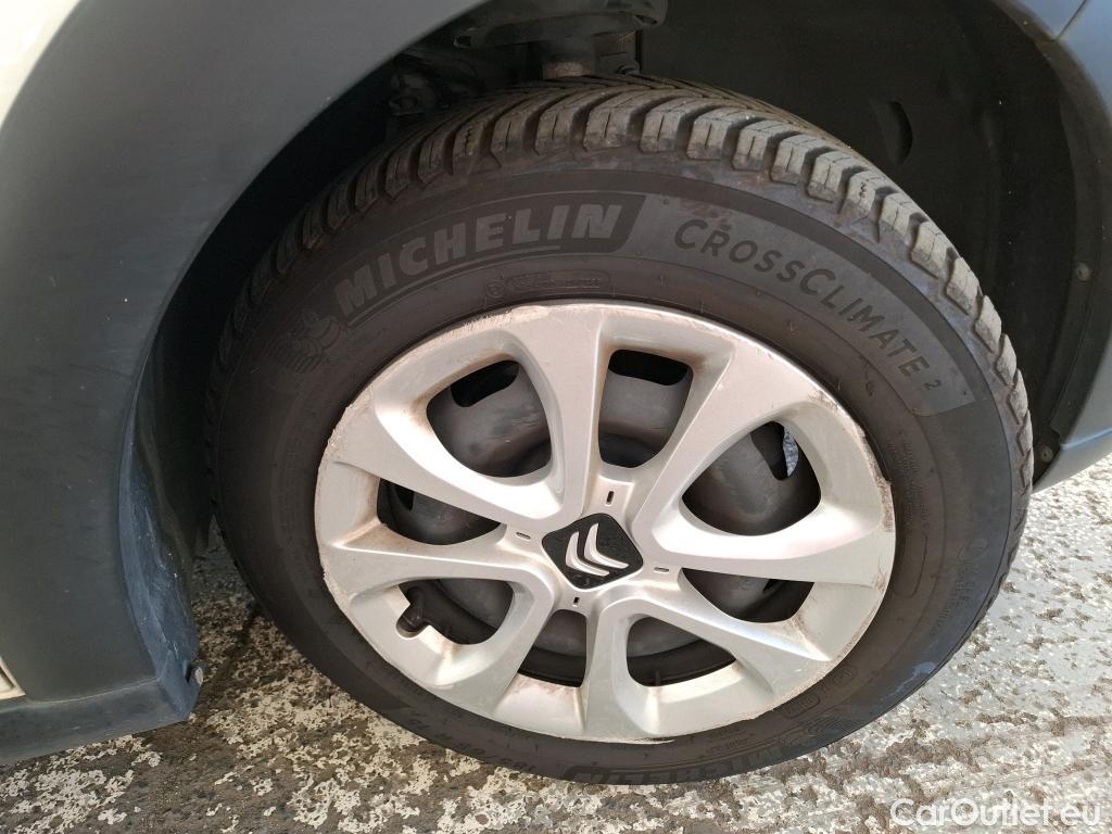  Citroen  C3  Société Feel 1.5 BlueHDI 100CV BVM6 E6dT #13