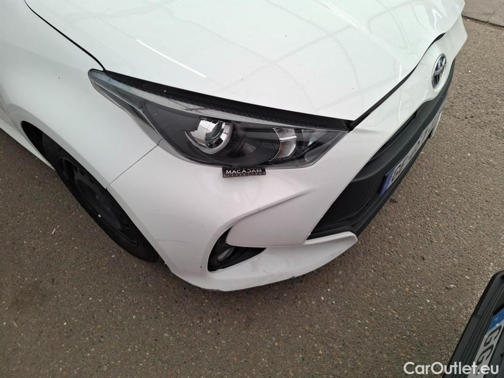  Toyota  Yaris  Affaires / 2019 / 5P / Berline / VU 1.5 Hybride 116h Dynamic Business #103