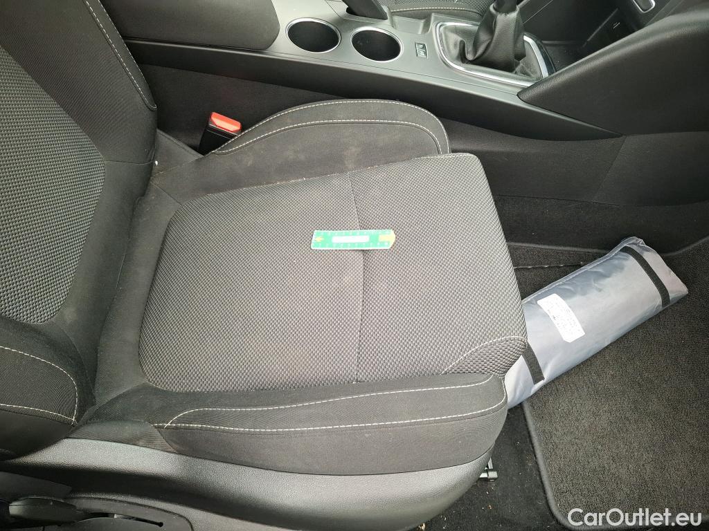  Renault  Megane  IV Berline 5pt. Société Air Nav 1.5 dCi 90CV BVM6 E6 #12