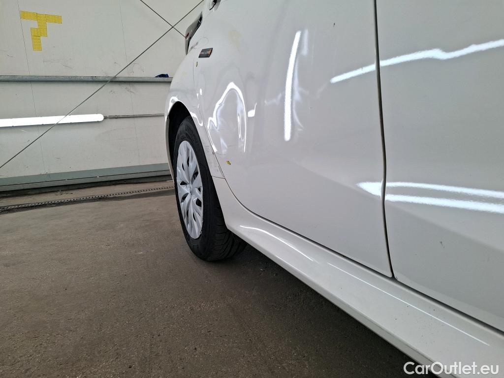  Toyota  Yaris  Affaires / 2019 / 5P / Berline / VU 1.5 Hybride 116h Dynamic Business #19