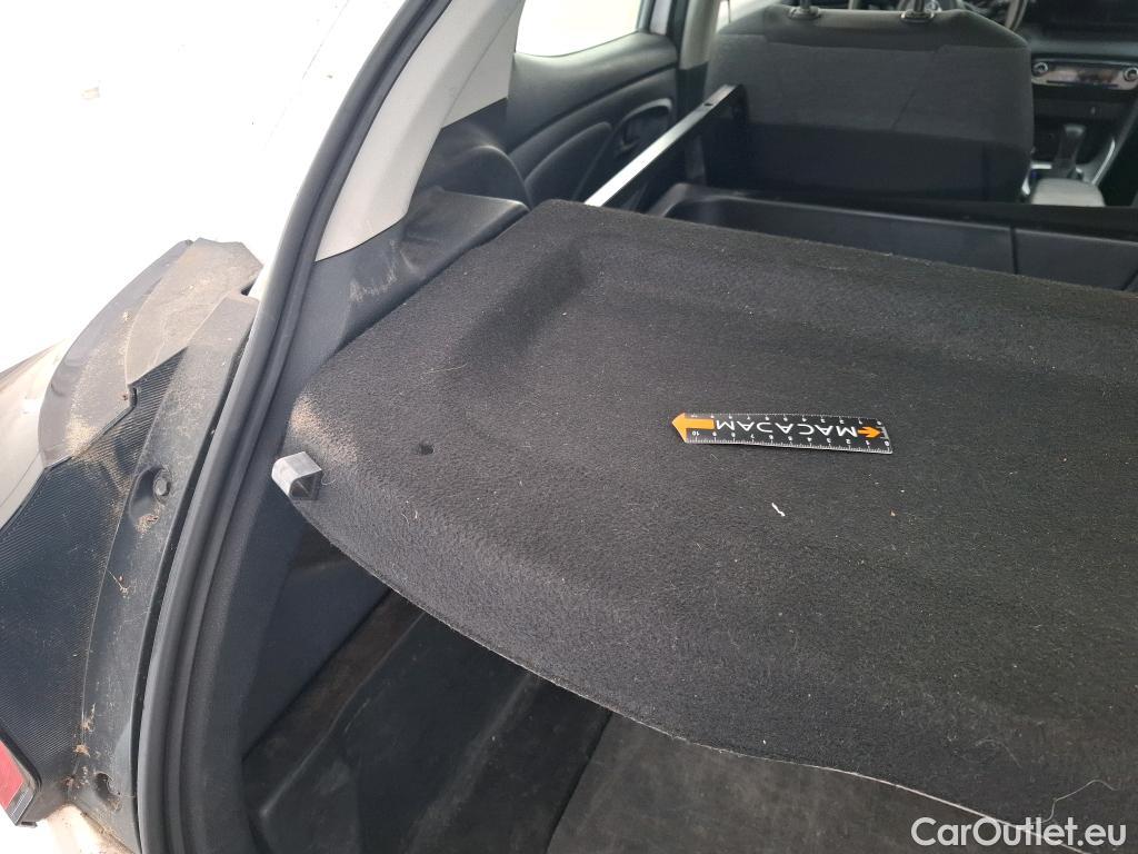  Toyota  Yaris  Affaires / 2019 / 5P / Berline / VU 1.5 Hybride 116h Dynamic Business #95