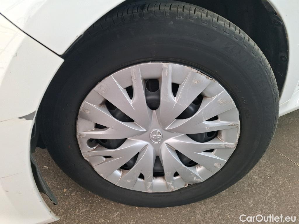  Toyota  Yaris  Affaires / 2019 / 5P / Berline / VU 1.5 Hybride 116h Dynamic Business #111