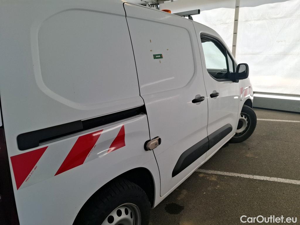  Citroen  Berlingo  Fourgon Worker M 1000 1.2 PureTech 130CV BVA8 E6d #8