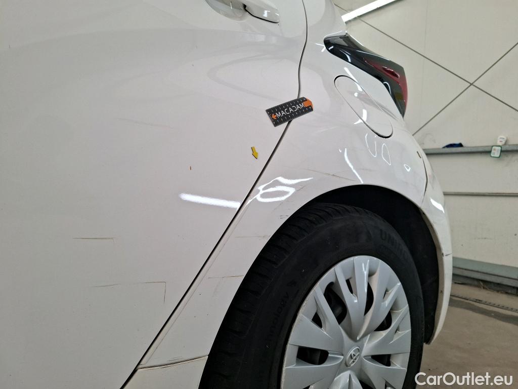  Toyota  Yaris  Affaires / 2019 / 5P / Berline / VU 1.5 Hybride 116h Dynamic Business #11