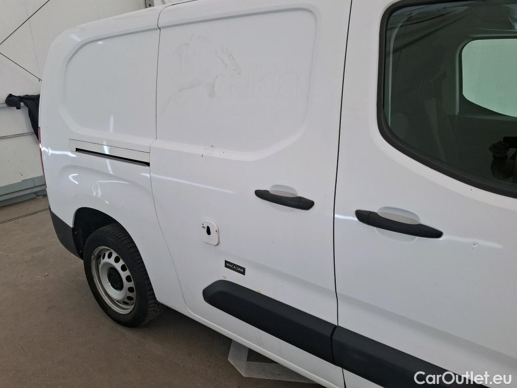  Citroen  Berlingo  Fourgon Driver XL 950 1.5 BlueHDi 100CV BVM5 E6dT #13