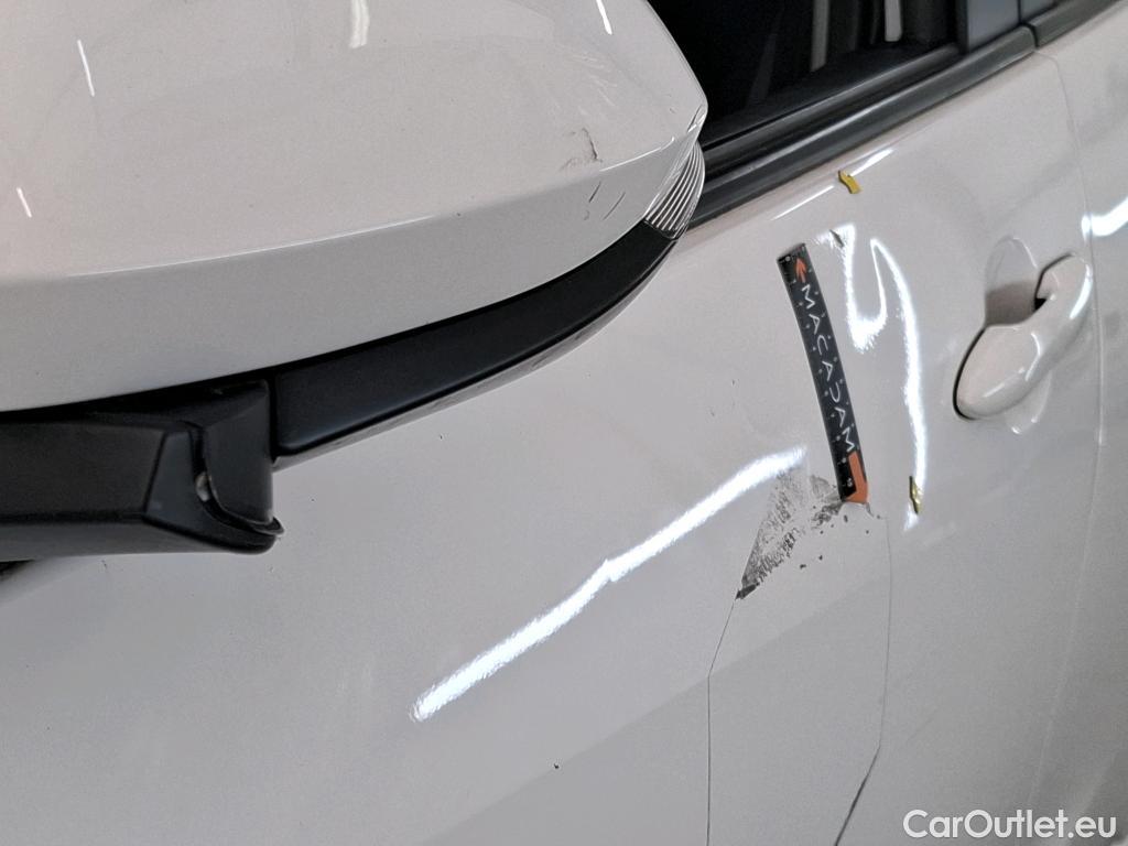  Toyota  Yaris  Affaires / 2019 / 5P / Berline / VU 1.5 Hybride 116h Dynamic Business #50