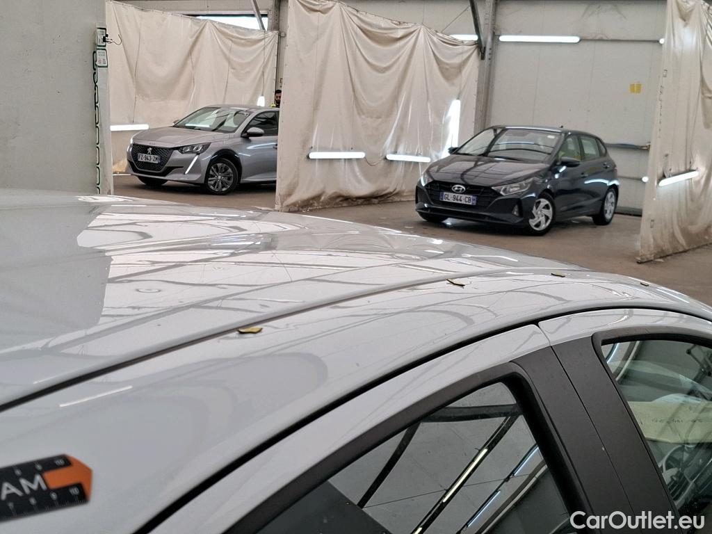  Toyota  Yaris  Affaires / 2019 / 5P / Berline / VU 1.5 Hybride 116h Dynamic Business #58