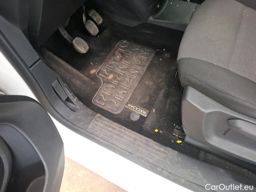  Citroen  Berlingo  Fourgon Driver XL 950 1.5 BlueHDi 100CV BVM5 E6dT #24