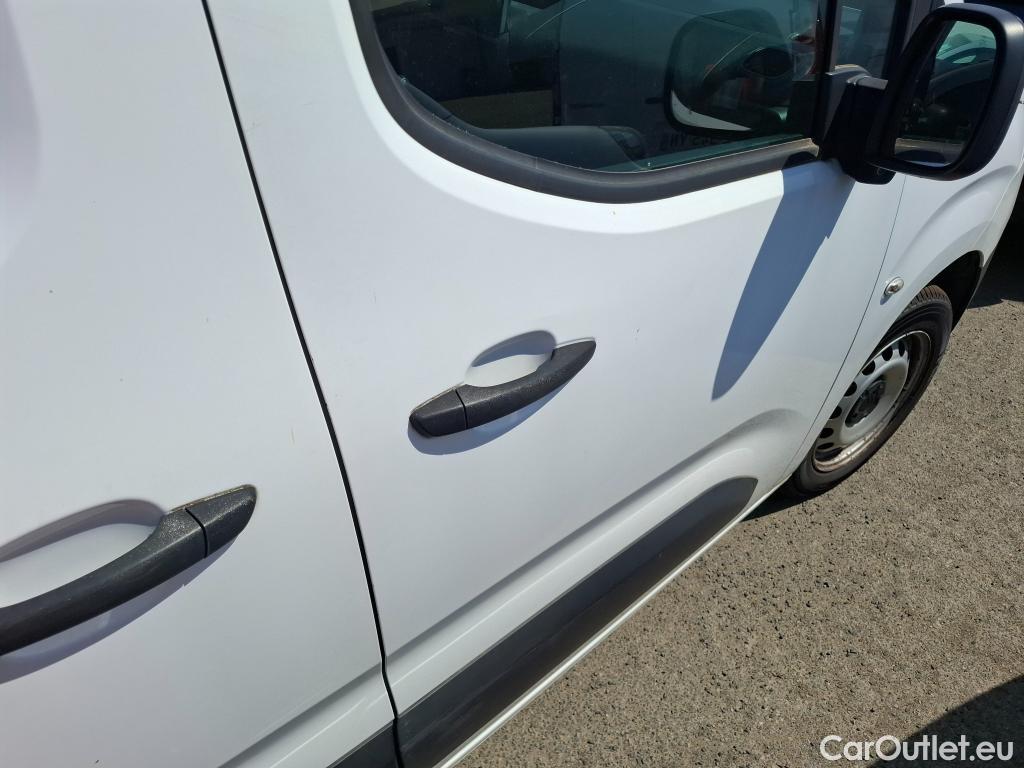  Citroen  Berlingo  Fourgon Driver XL 950 1.5 BlueHDi 100CV BVM5 E6dT #35
