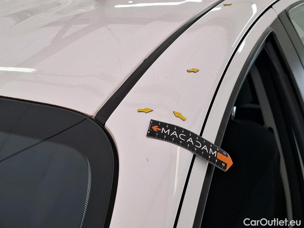  Toyota  Yaris  Affaires / 2019 / 5P / Berline / VU 1.5 Hybride 116h Dynamic Business #63