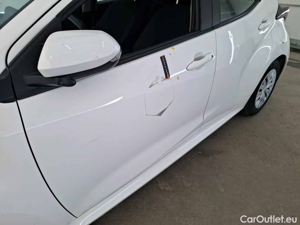  Toyota  Yaris  Affaires / 2019 / 5P / Berline / VU 1.5 Hybride 116h Dynamic Business #47