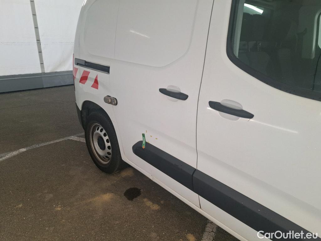  Citroen  Berlingo  Fourgon Worker M 1000 1.2 PureTech 130CV BVA8 E6d #40