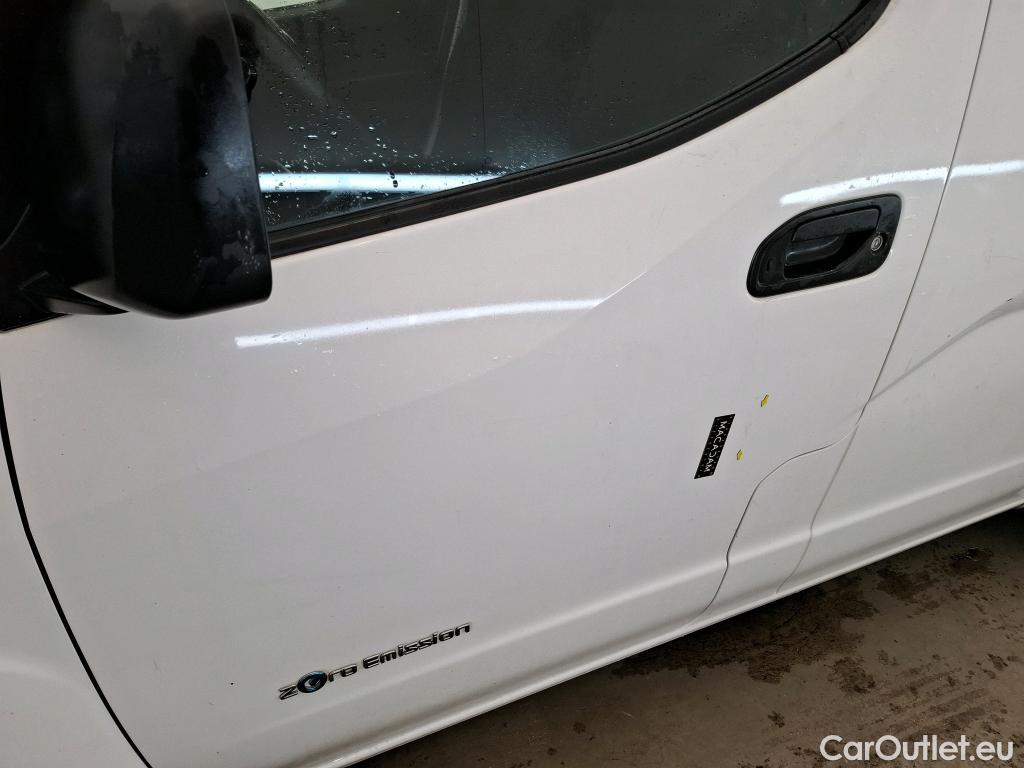  Nissan  NV200 NISSAN e- / 2009 / 4P / Fourgon tôlé 40kWh 109ch N-Connecta Electrique(Ex 297D) #37