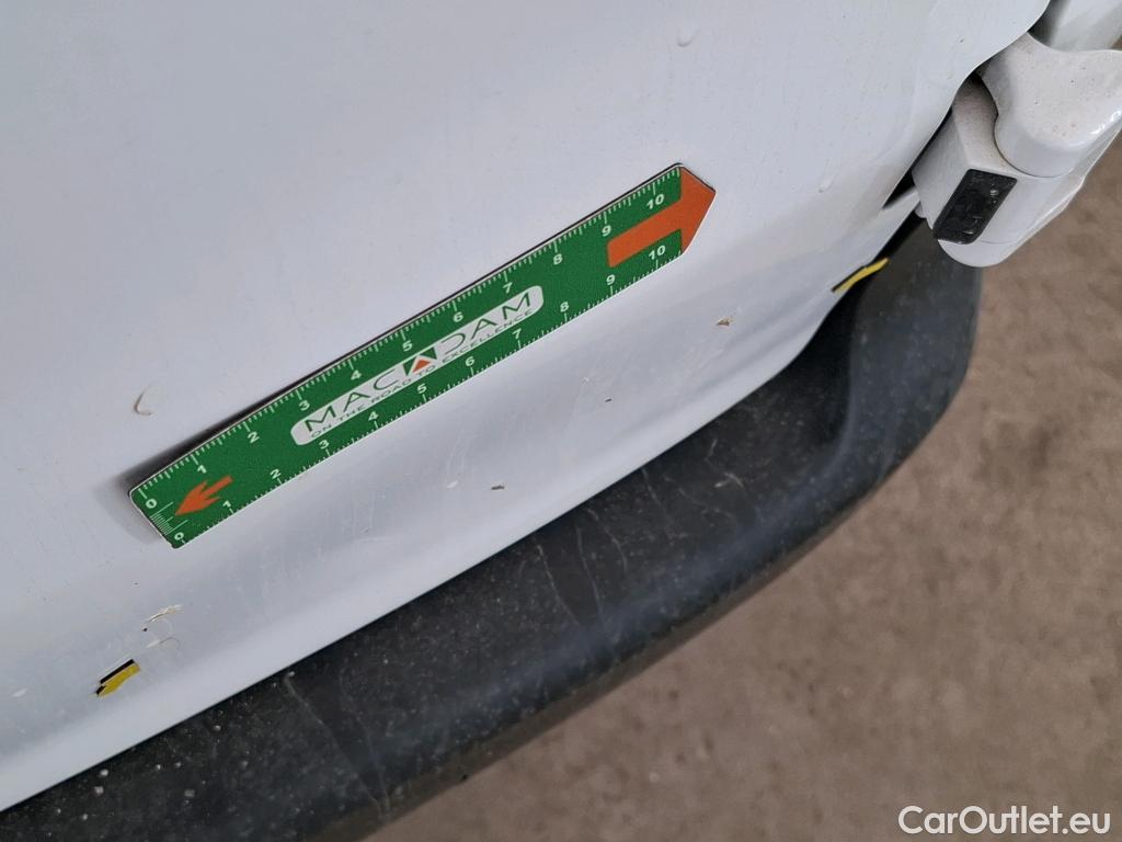  Nissan  NV200 NISSAN e- / 2009 / 4P / Fourgon tôlé 40kWh 109ch N-Connecta Electrique (Ex 325D) #13