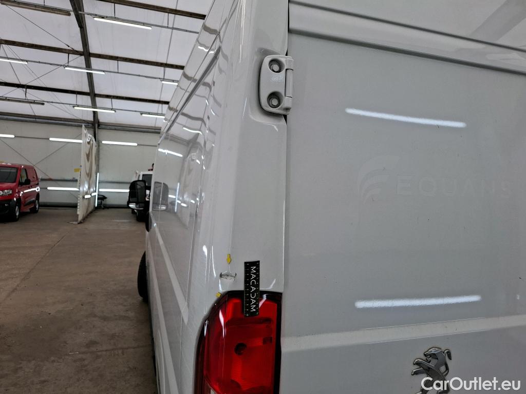  Peugeot  Boxer PEUGEOT  / 2014 / 4P / Fourgon tôlé BlueHDi 120 S&S ASPHALT 333 L2H2 #20
