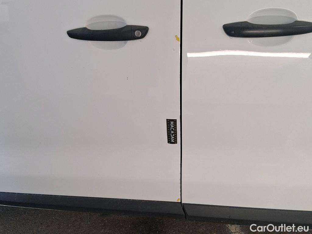  Citroen  Jumpy  Fourgon Club XL 2.0 BlueHDi 145CV BVM6 E6d #22