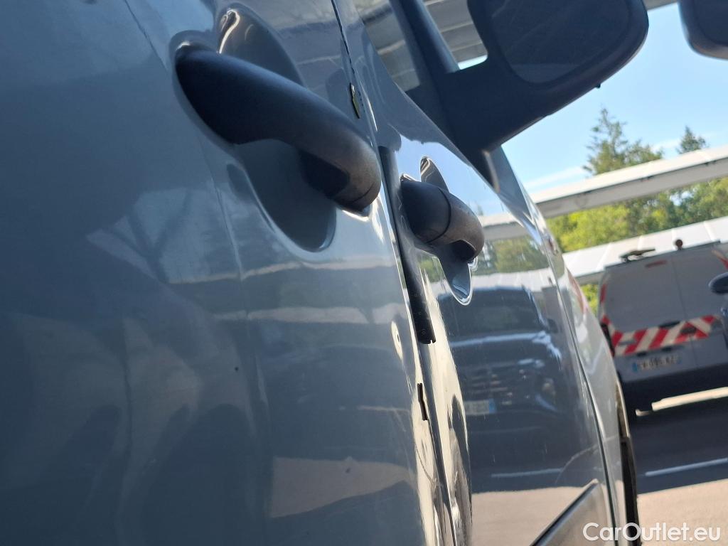  Renault  Kangoo  Express Maxi Extra (Série Spéciale) 1.5 #13