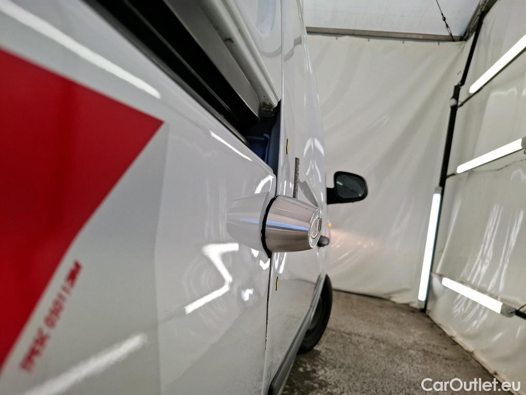  Renault  Kangoo  Express Maxi Extra (Série Spéciale) 1.5 #10