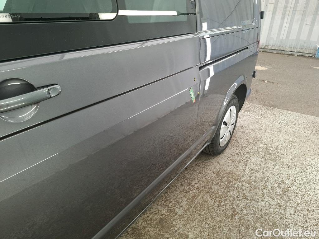  Volkswagen  Transporter VOLKSWAGEN  ProCab / 2019 / 4P / Fourgon tôlé 2.0 TDi 150 DSG7 L2H1 Business Plus #4