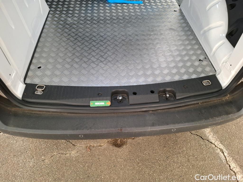  Volkswagen  Caddy VOLKSWAGEN  Cargo / 2020 / 4P / Fourgonnette 2.0 TDI 75ch Business #56