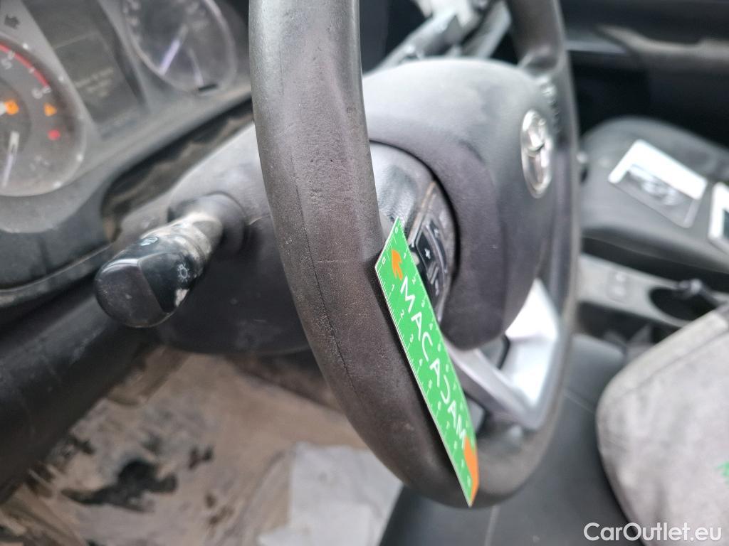 Toyota  Hilux TOYOTA  SC / 2020 / 2P / Pick-up 2.4 D-4D SIMPLE CAB LeCap 4WD #14