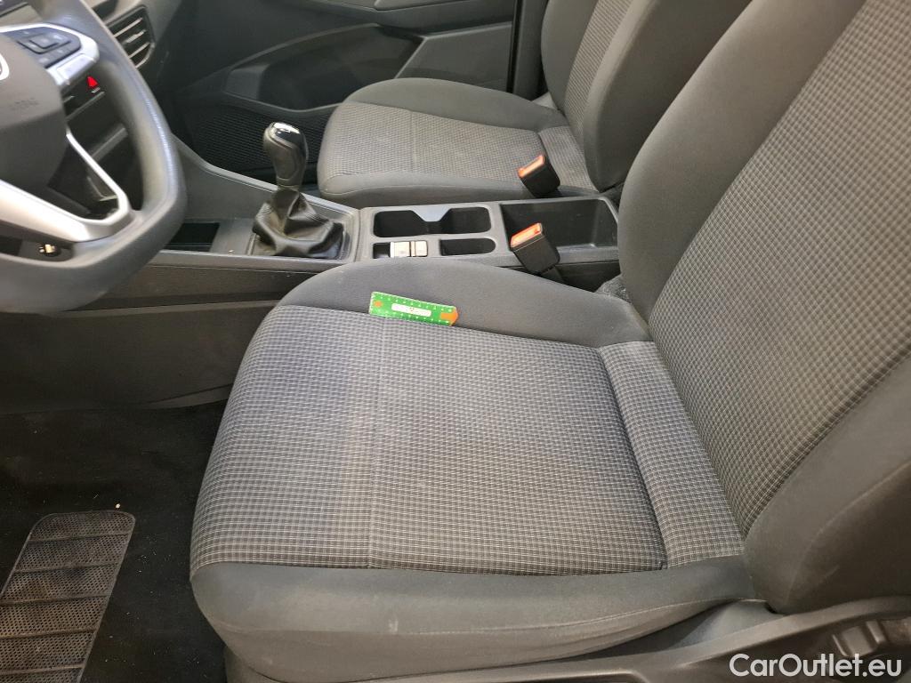 Volkswagen  Caddy VOLKSWAGEN  Cargo / 2020 / 4P / Fourgonnette 2.0 TDI 75ch Business #29