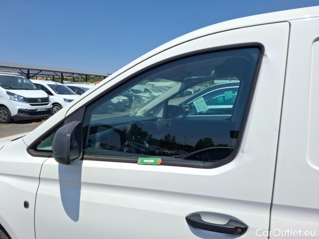  Volkswagen  Caddy VOLKSWAGEN  Cargo / 2020 / 4P / Fourgonnette 2.0 TDI 75ch Business #58