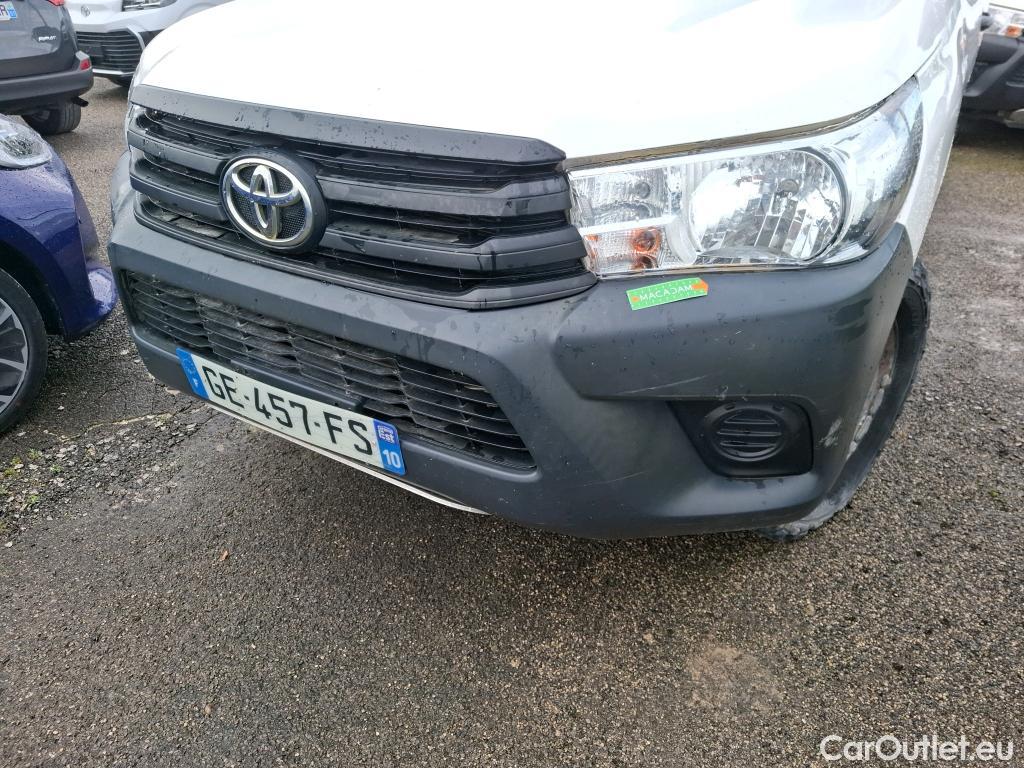  Toyota  Hilux TOYOTA  SC / 2020 / 2P / Pick-up 2.4 D-4D SIMPLE CAB LeCap 4WD #17
