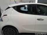 Lancia  Ypsilon LANCIA  ECOCHIC / 2015 / 5P / BERLINA 1.0 70CV FIREFLY HYBRID SeS GOLD #26