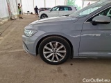  Volkswagen  Passat VOLKSWAGEN  / 2019 / 5P / STATION WAGON VAR. 2.0TDI SCR EVO 110KW BUSINESS DSG #59