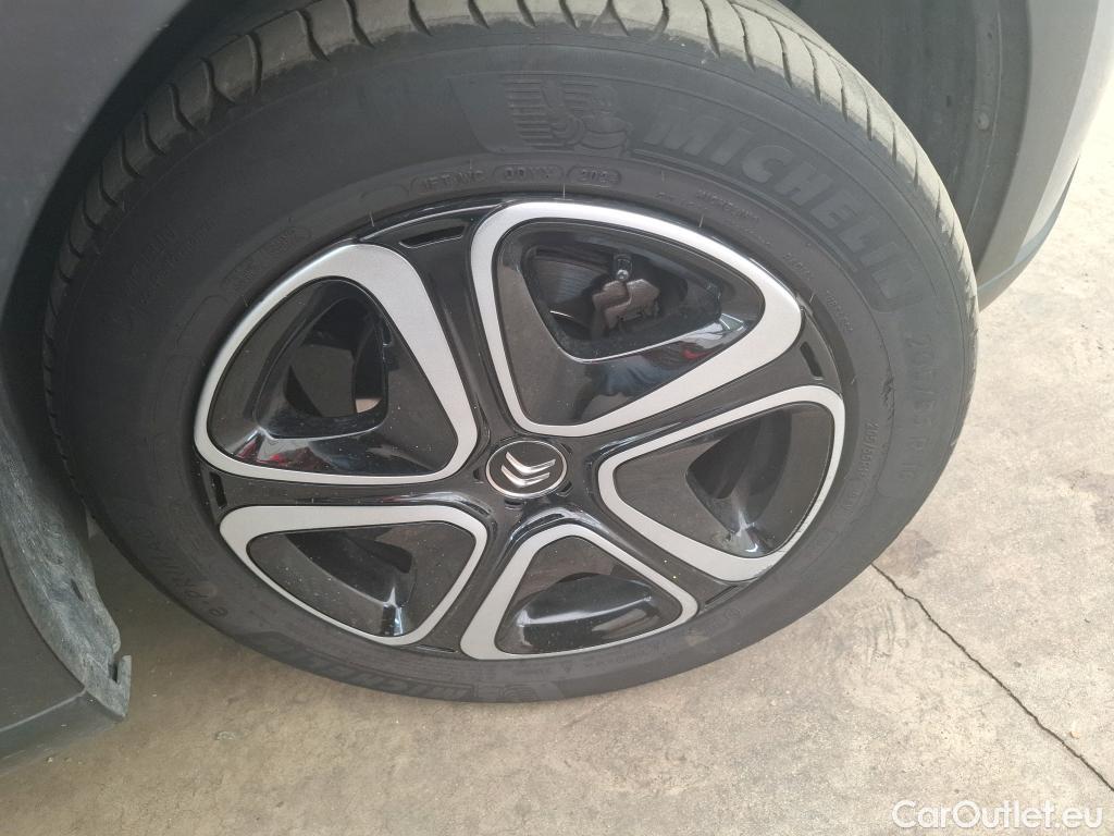  Citroen  C3  Plus 1.2 PureTech 80CV BVM5 6E #8