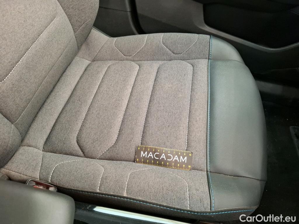  Citroen  C4  X Feel Pack 1.2 PureTech 130CV BVA8 6E #18