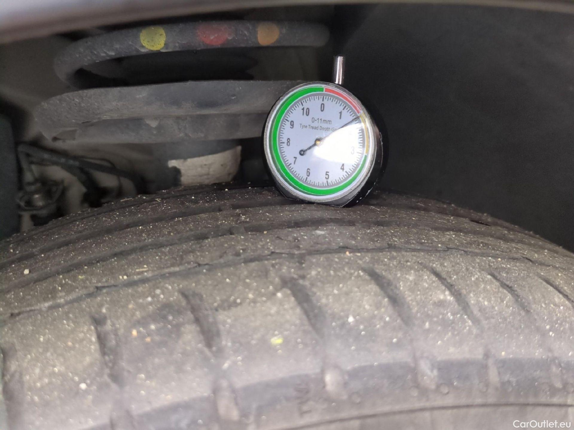  Citroen  C3  Shine Business 1.2 PureTech 110CV BVM6 E6d #11