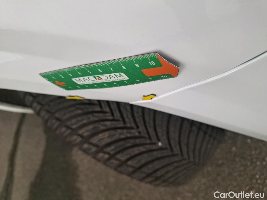  Peugeot  208  Active 1.2 PureTech 100CV BVM6 E6d #9
