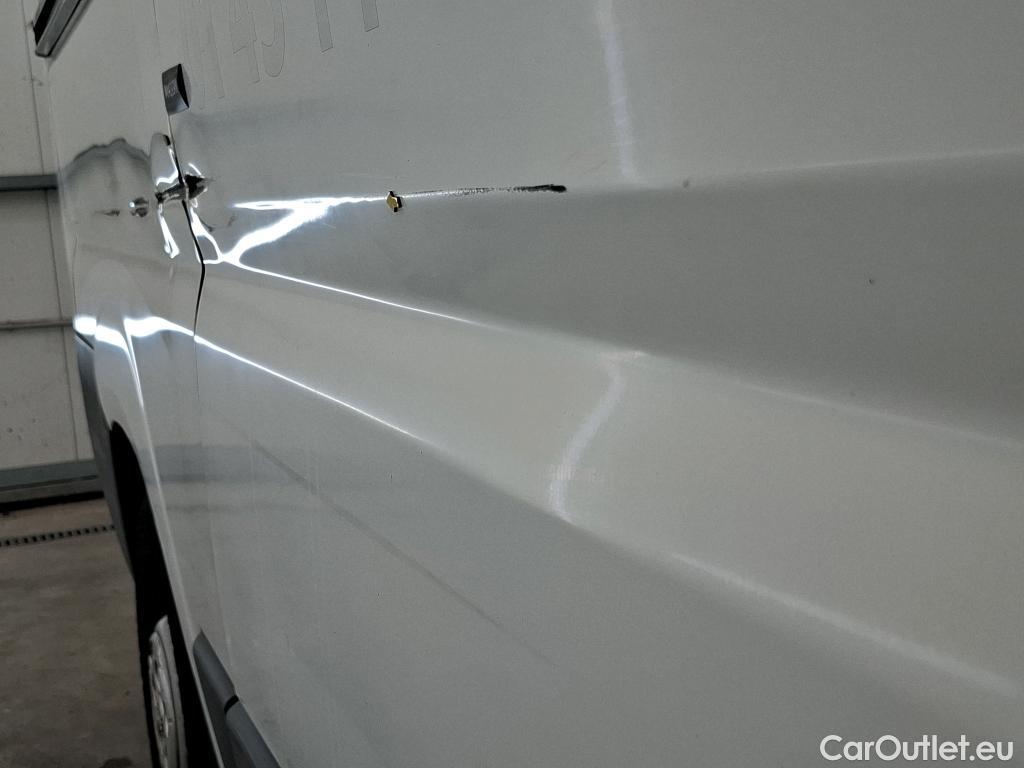  Peugeot  Boxer  VU 4p Fourgon vitré 2.0 BLUEHDI 130 PRO 335 L2H2 / TPMR #20
