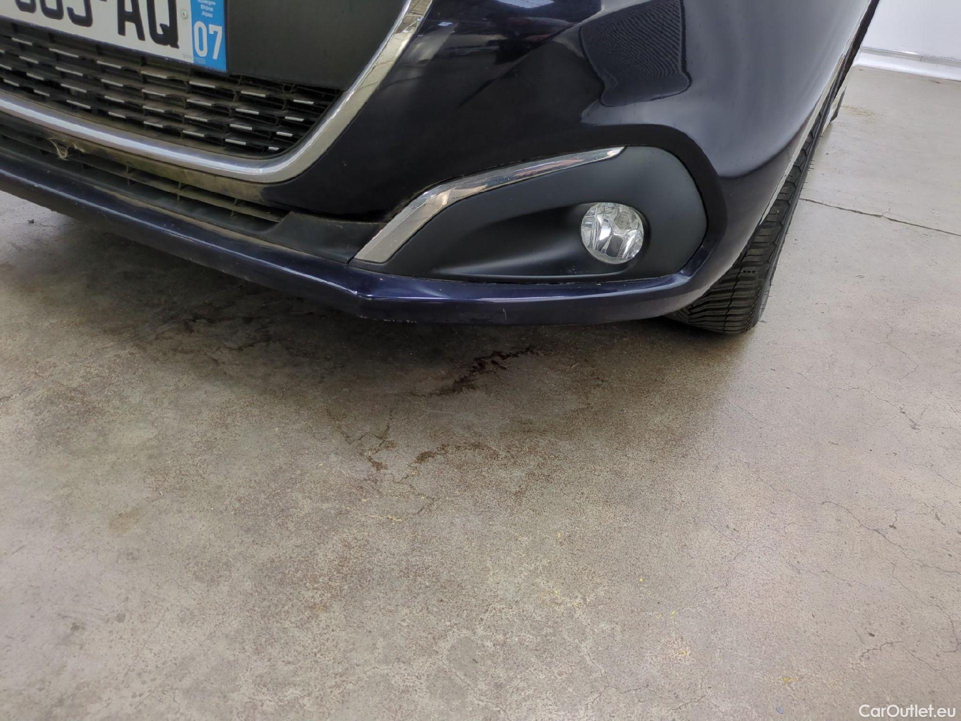  Peugeot  208  Allure Business 1.6 HDi 100CV BVM5 E6 #19