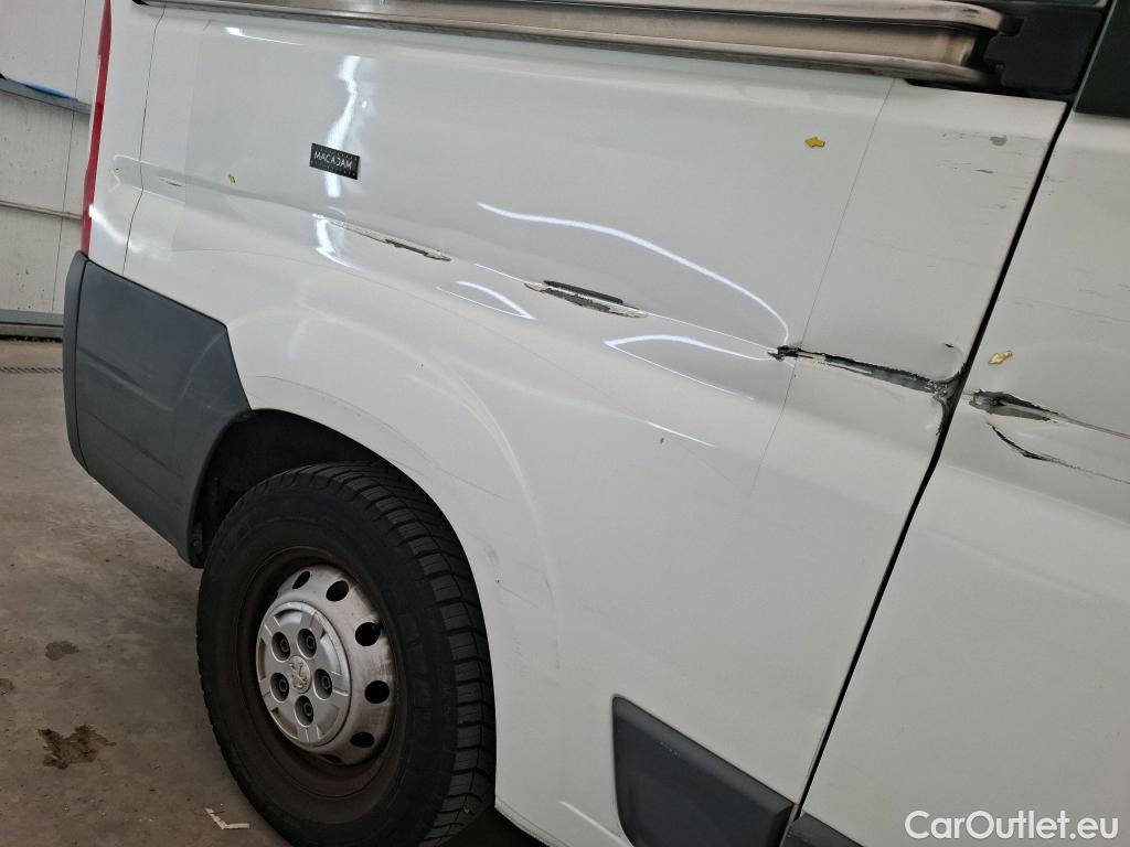  Peugeot  Boxer  VU 4p Fourgon vitré 2.0 BLUEHDI 130 PRO 335 L2H2 / TPMR #6
