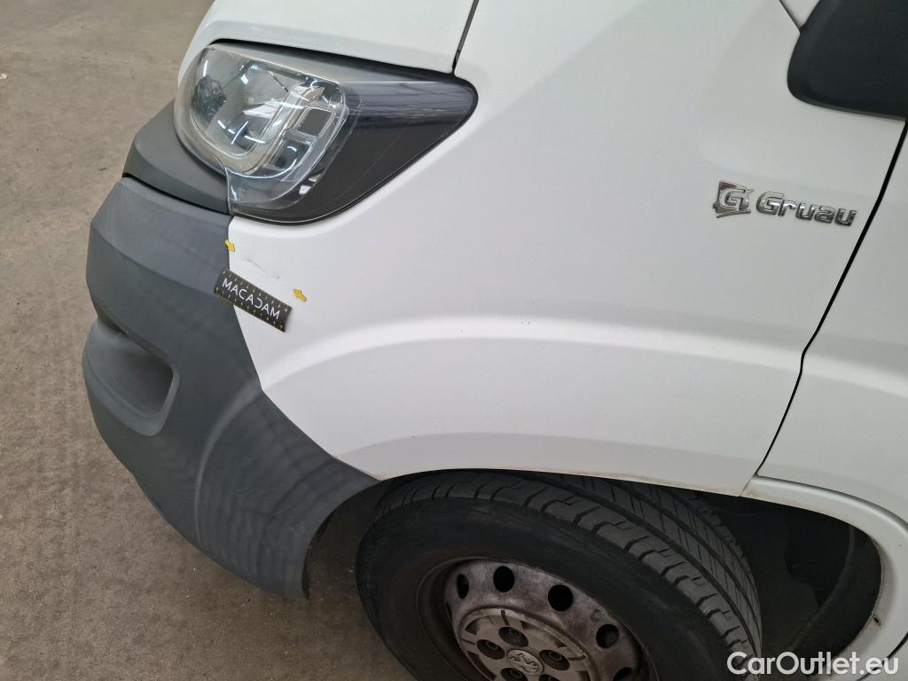 Peugeot  Boxer  VU 4p Fourgon vitré 2.0 BLUEHDI 130 PRO 335 L2H2 / TPMR #28