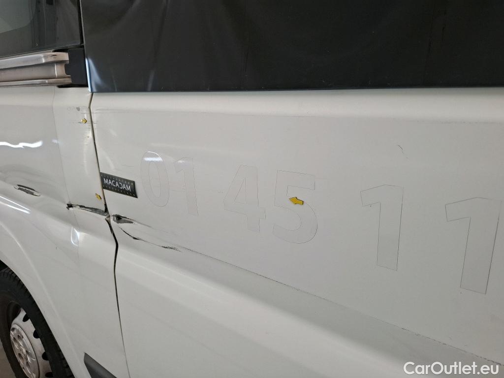 Peugeot  Boxer  VU 4p Fourgon vitré 2.0 BLUEHDI 130 PRO 335 L2H2 / TPMR #24