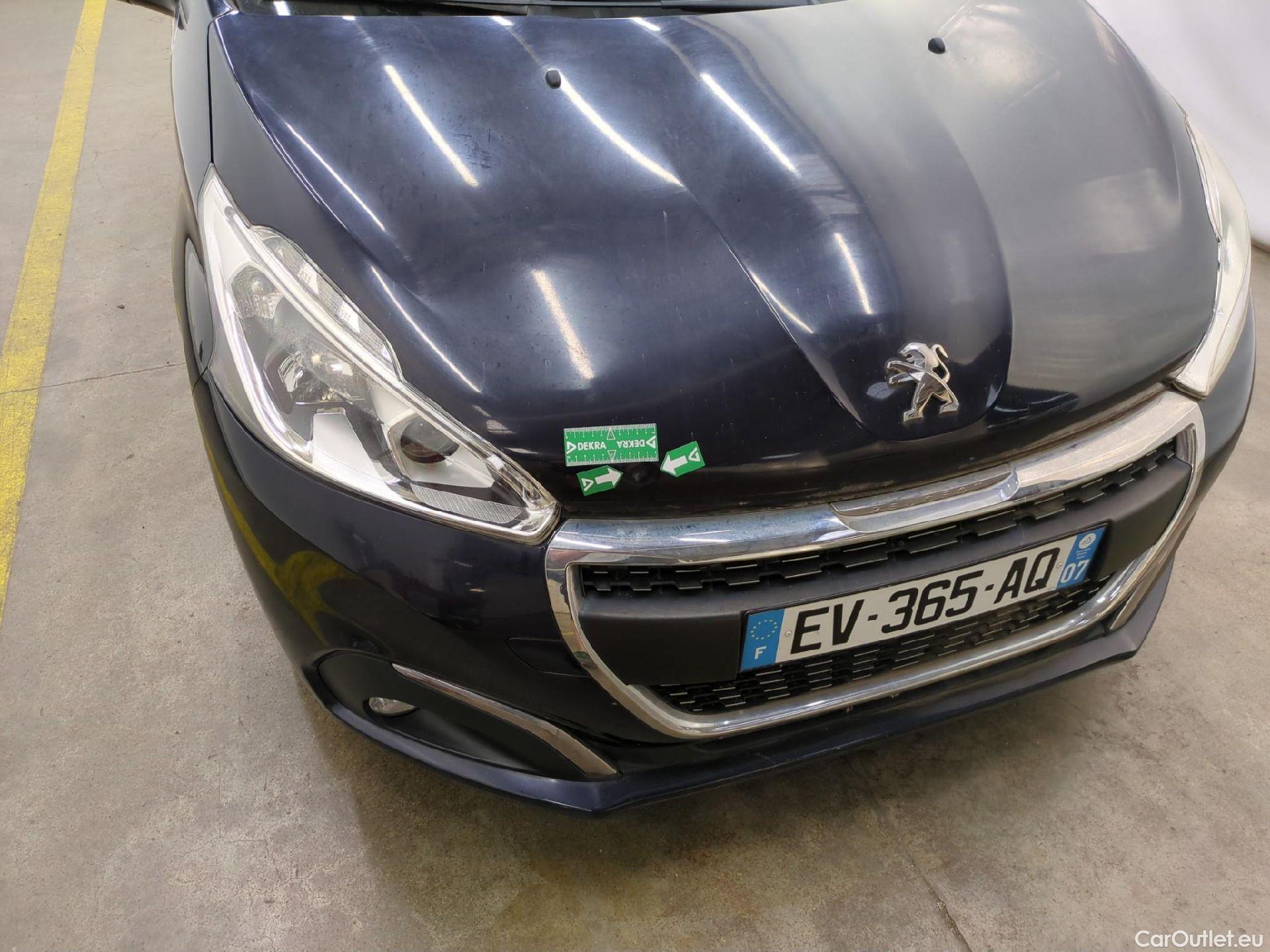  Peugeot  208  Allure Business 1.6 HDi 100CV BVM5 E6 #16