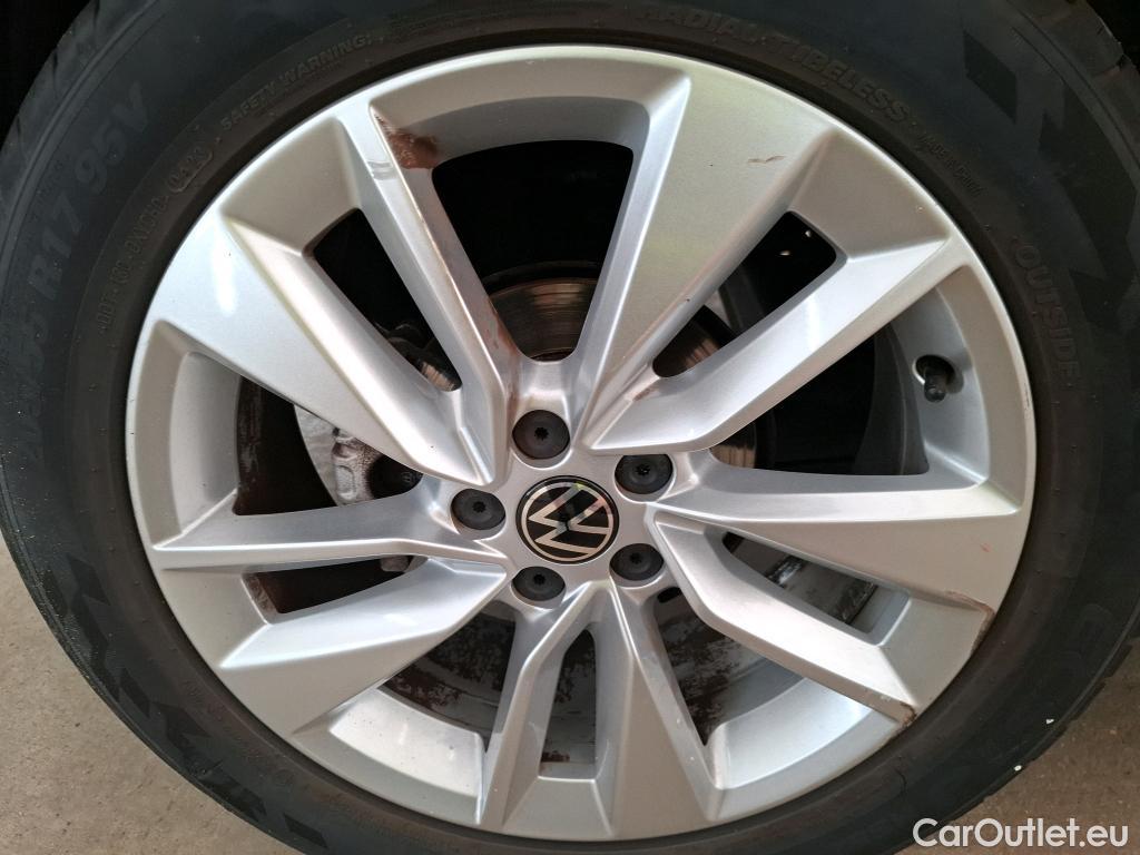  Volkswagen  T-CROSS VOLKSWAGEN  / 2018 / 5P / SUV 1.0 TSI 110ch DSG Carat #37
