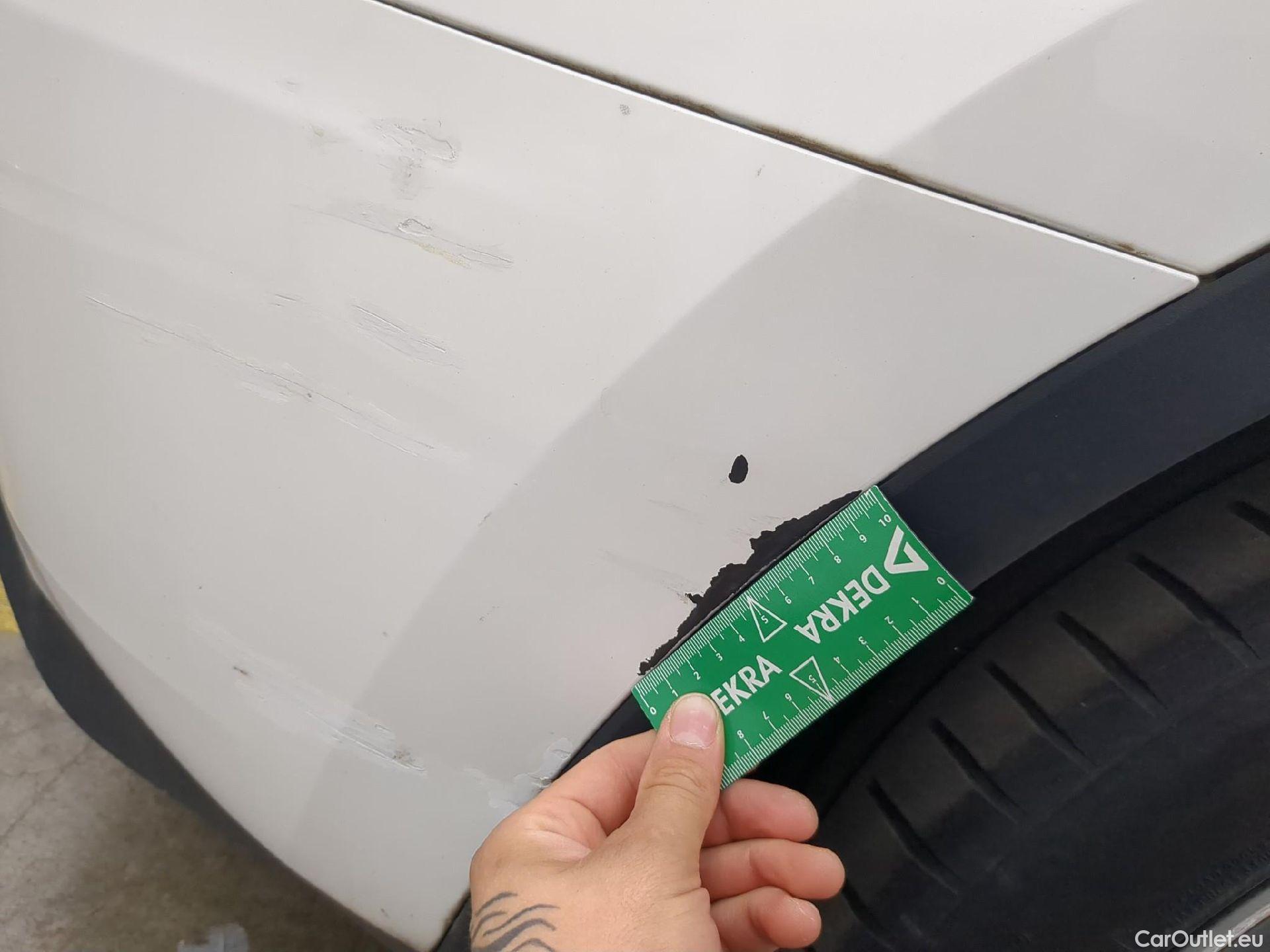  Tesla  Model Y TESLA  / 2021 / 5P / SUV RWD #17